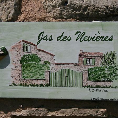 Bed and Breakfast Le Jas Des Nevieres Pierrerue  Exterior foto